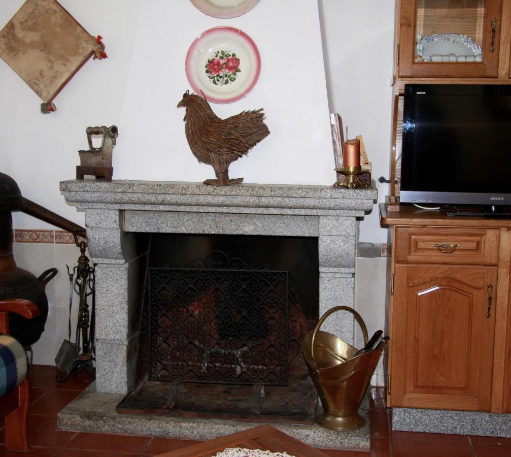 Villa Casa Duas Fontes Capinha Esterno foto