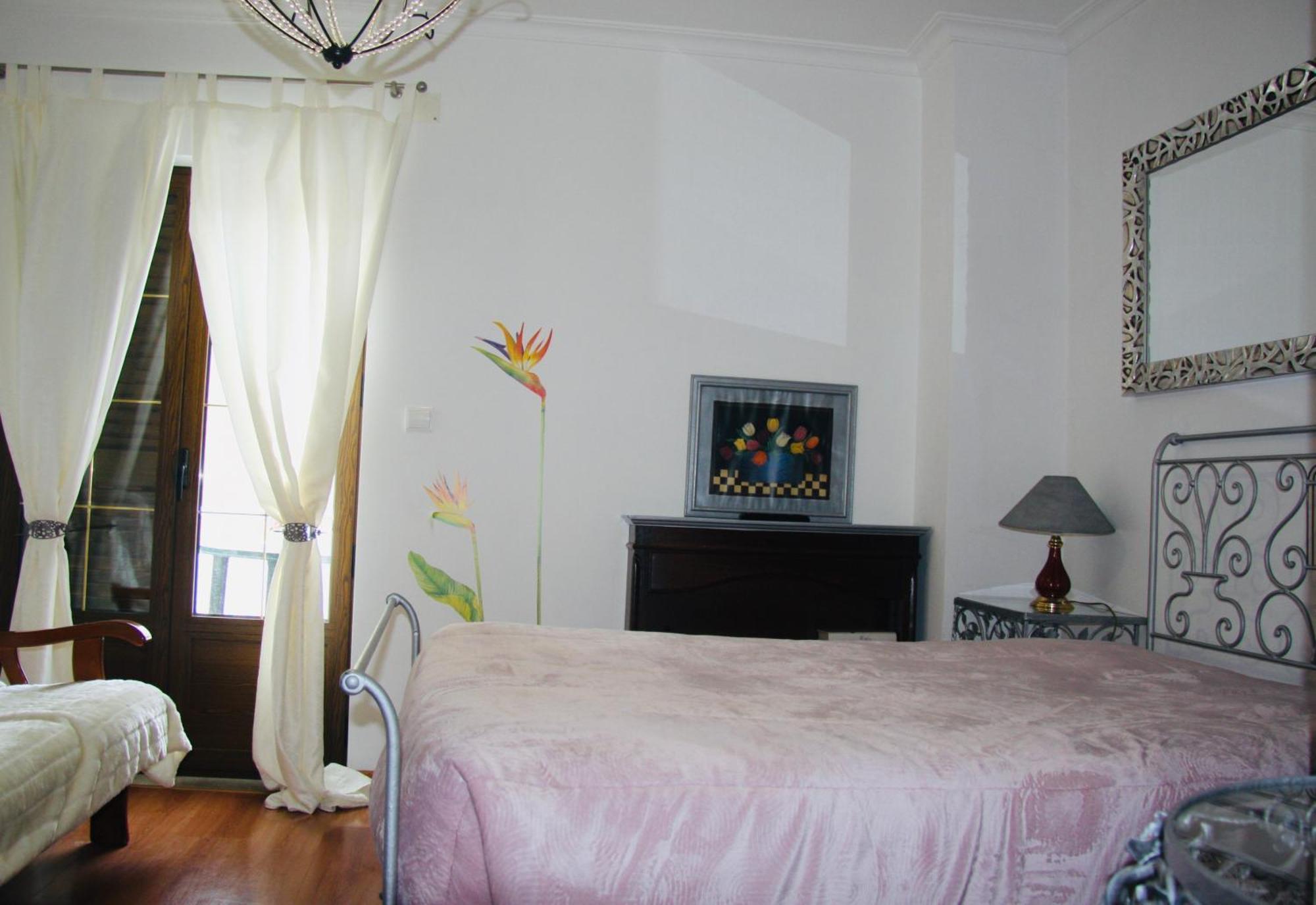 Villa Casa Duas Fontes Capinha Esterno foto